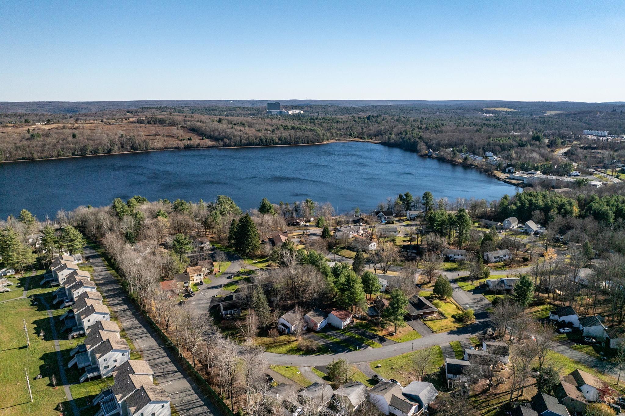 6 Medallion Road, Kiamesha Lake, New York image 44