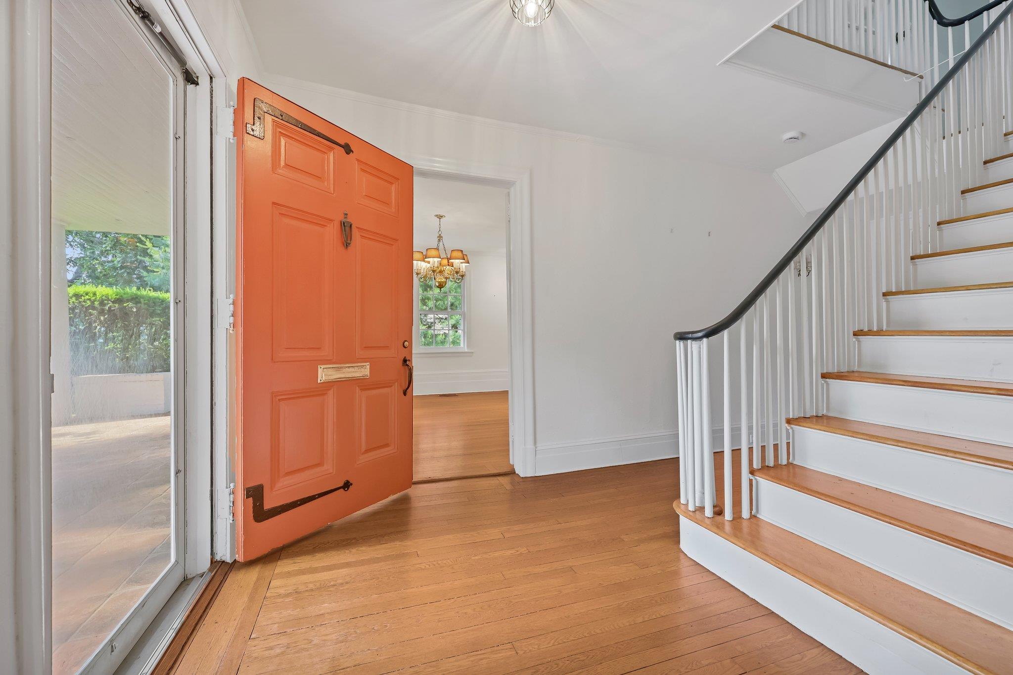 90 Greenacres Avenue