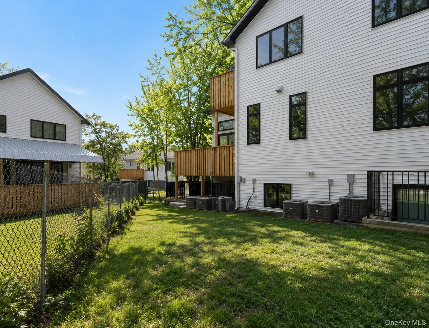 11 Buckman Place 212