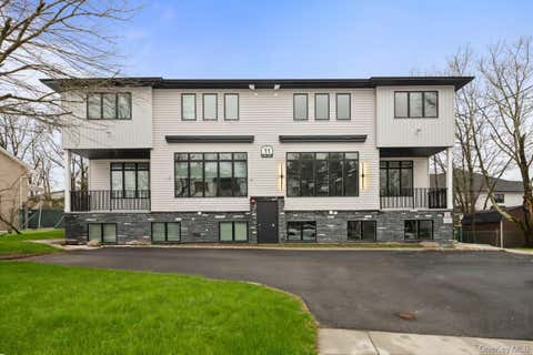 Condo For Sale - 11 Buckman Place #212<br/> Monsey, NY 10952