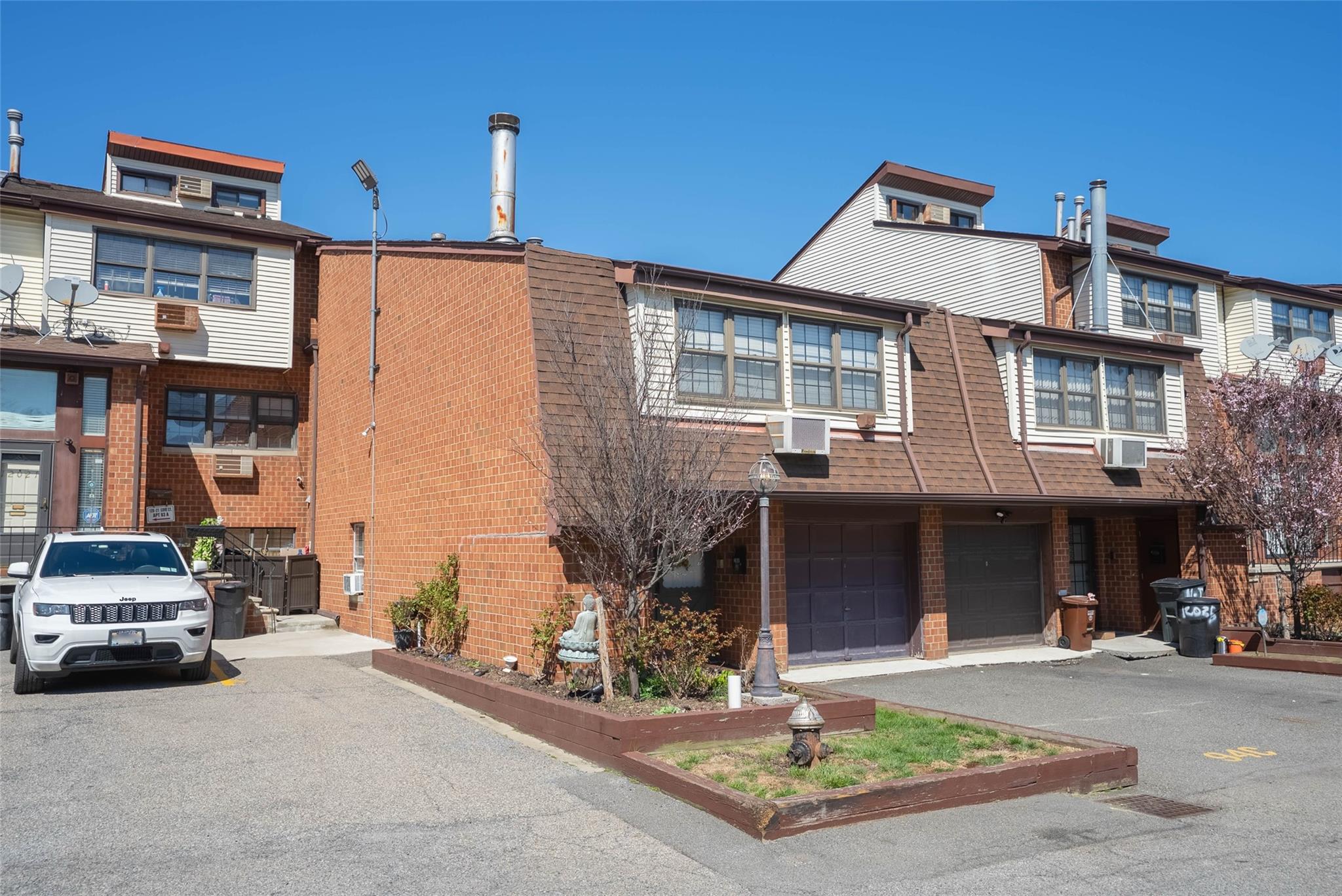 120-23 Cove Court #94D, College Point, New York image 2