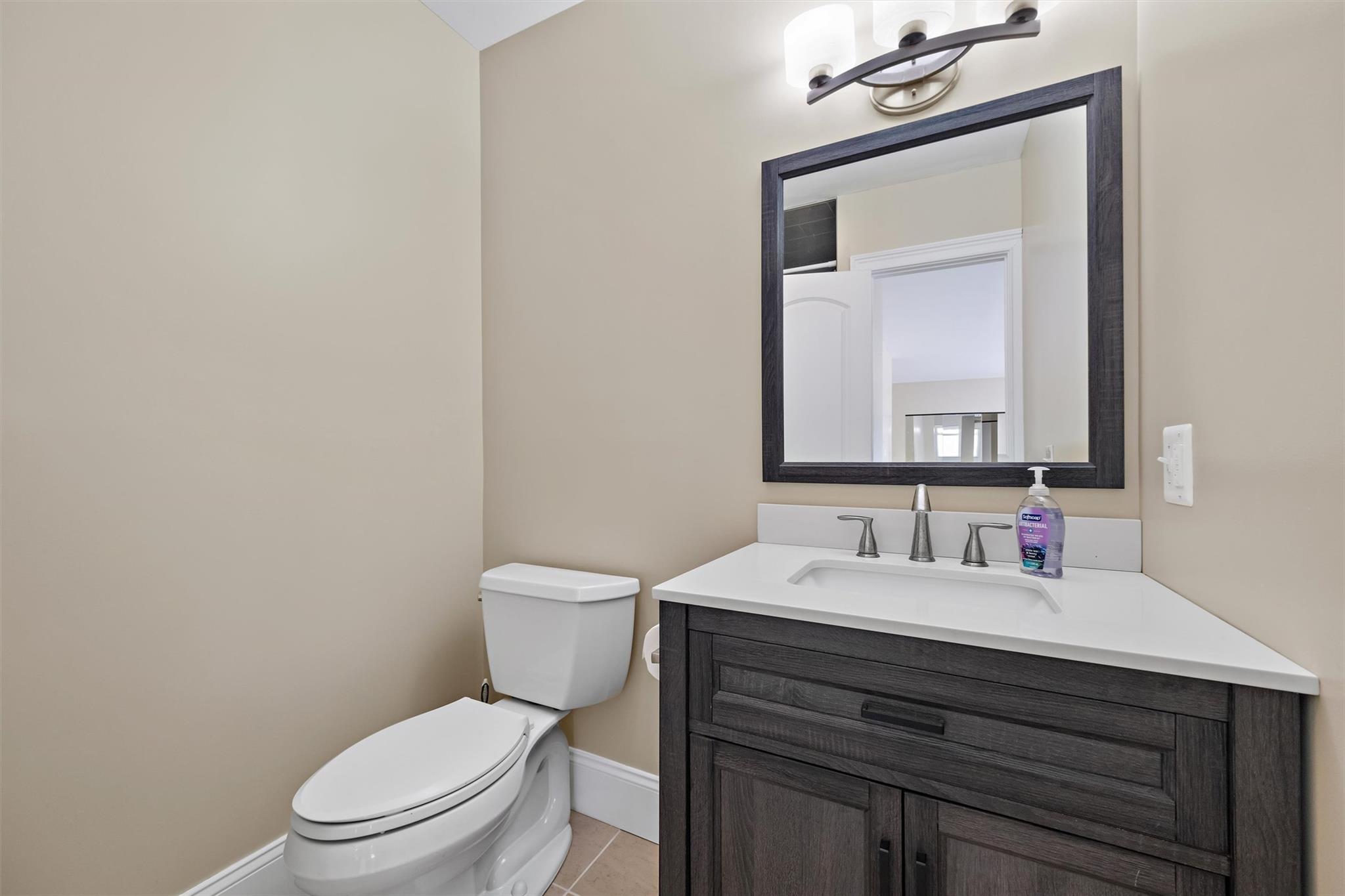 74 Hampton Road, Marlboro, New York image 30