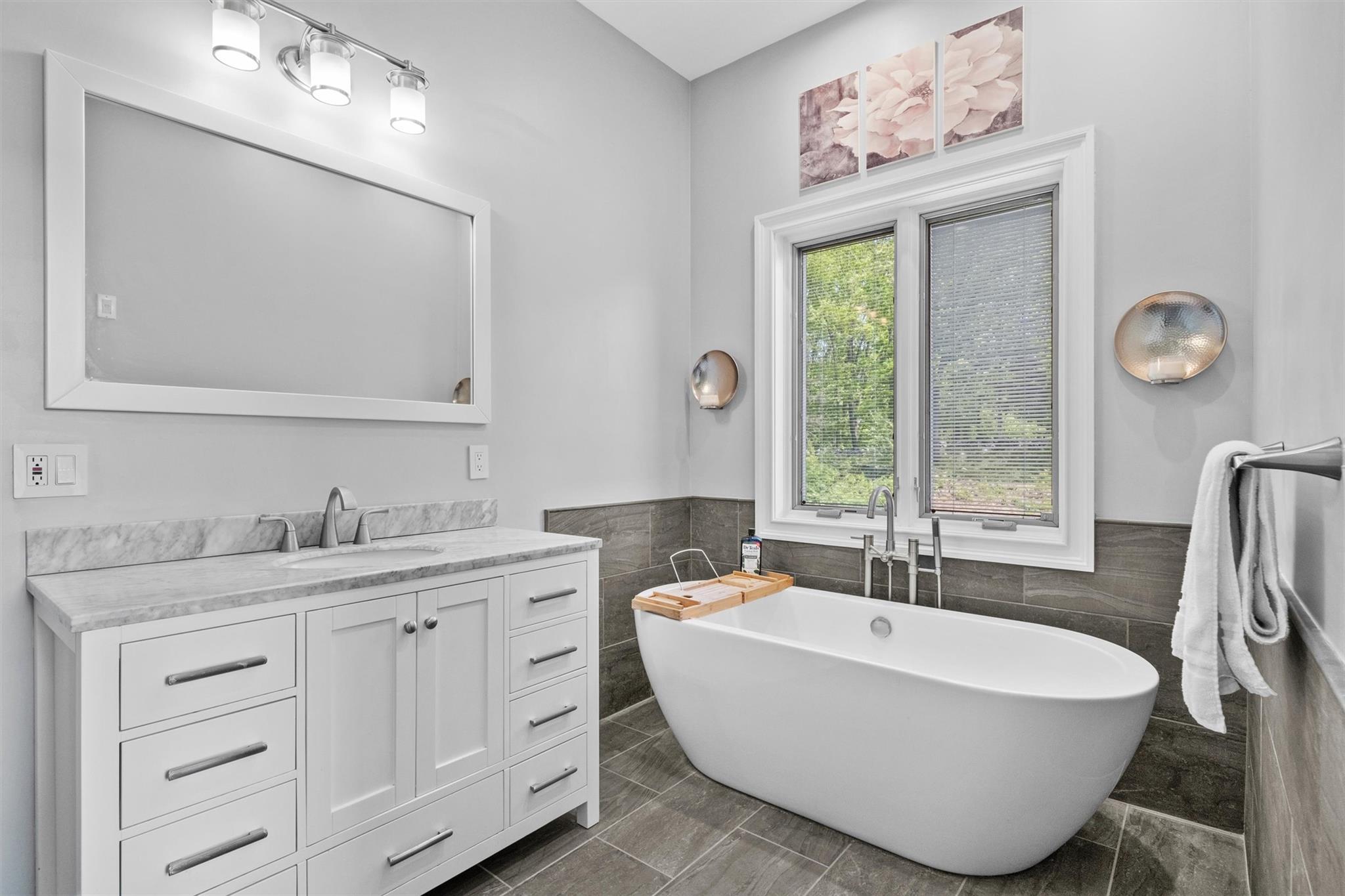74 Hampton Road, Marlboro, New York image 25