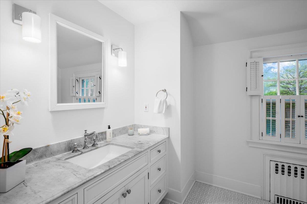 135 Corona Avenue, Pelham, New York image 26