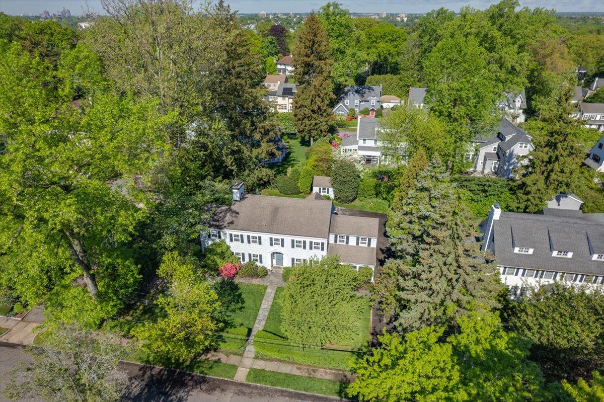 135 Corona Avenue, Pelham, New York image 2