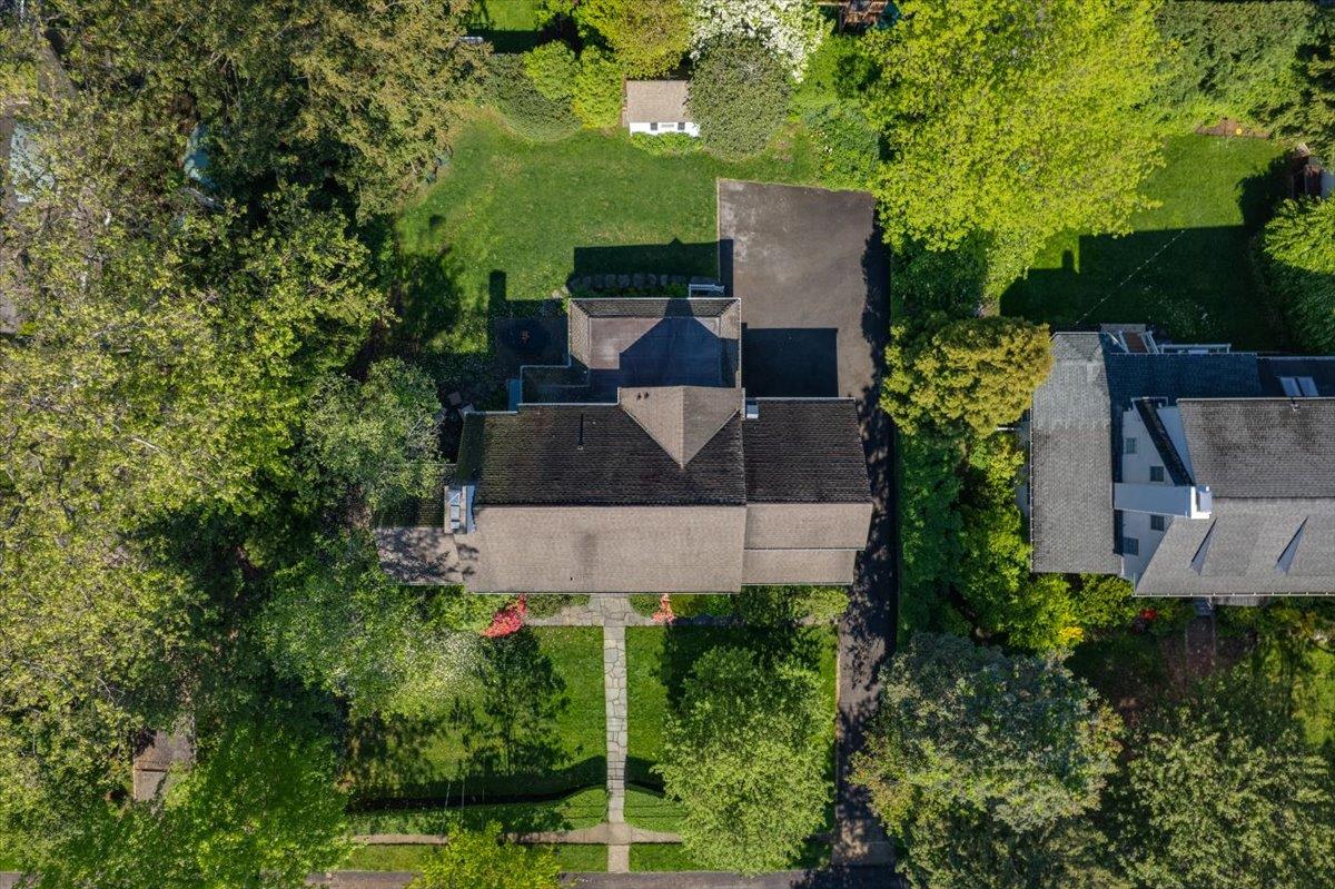 135 Corona Avenue, Pelham, New York image 38