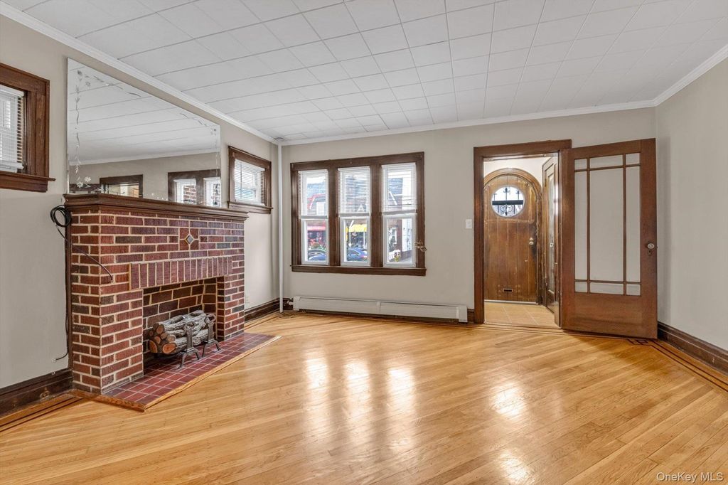 Photo of 205-22 112th Avenue, Saint Albans, NY 11412 (MLS # 965546)