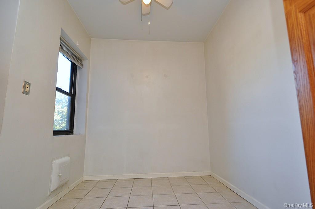 New Rochelle, New York 10801, United States, 1 Bedroom Bedrooms, ,1 BathroomBathrooms,Residential,Active,225828