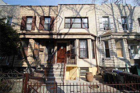 Homes For Sale - 232 N Henry Street<br/> Brooklyn, NY 11222