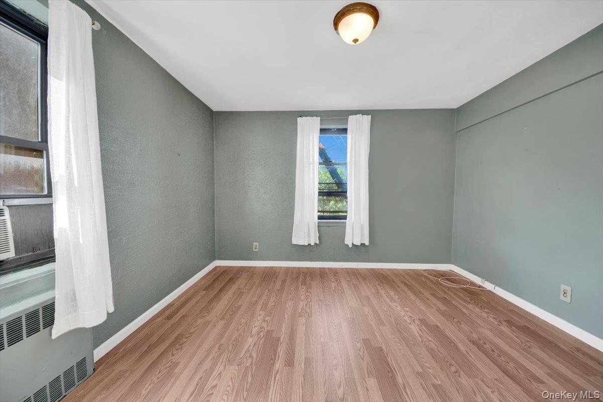 25-40 Union Street 3F