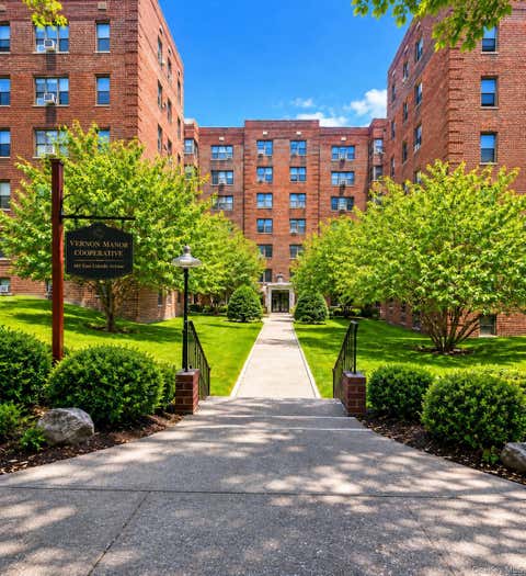 Homes For Sale - 485 E Lincoln Avenue #214<br/> Westchester County, Mount Vernon, NY 10552