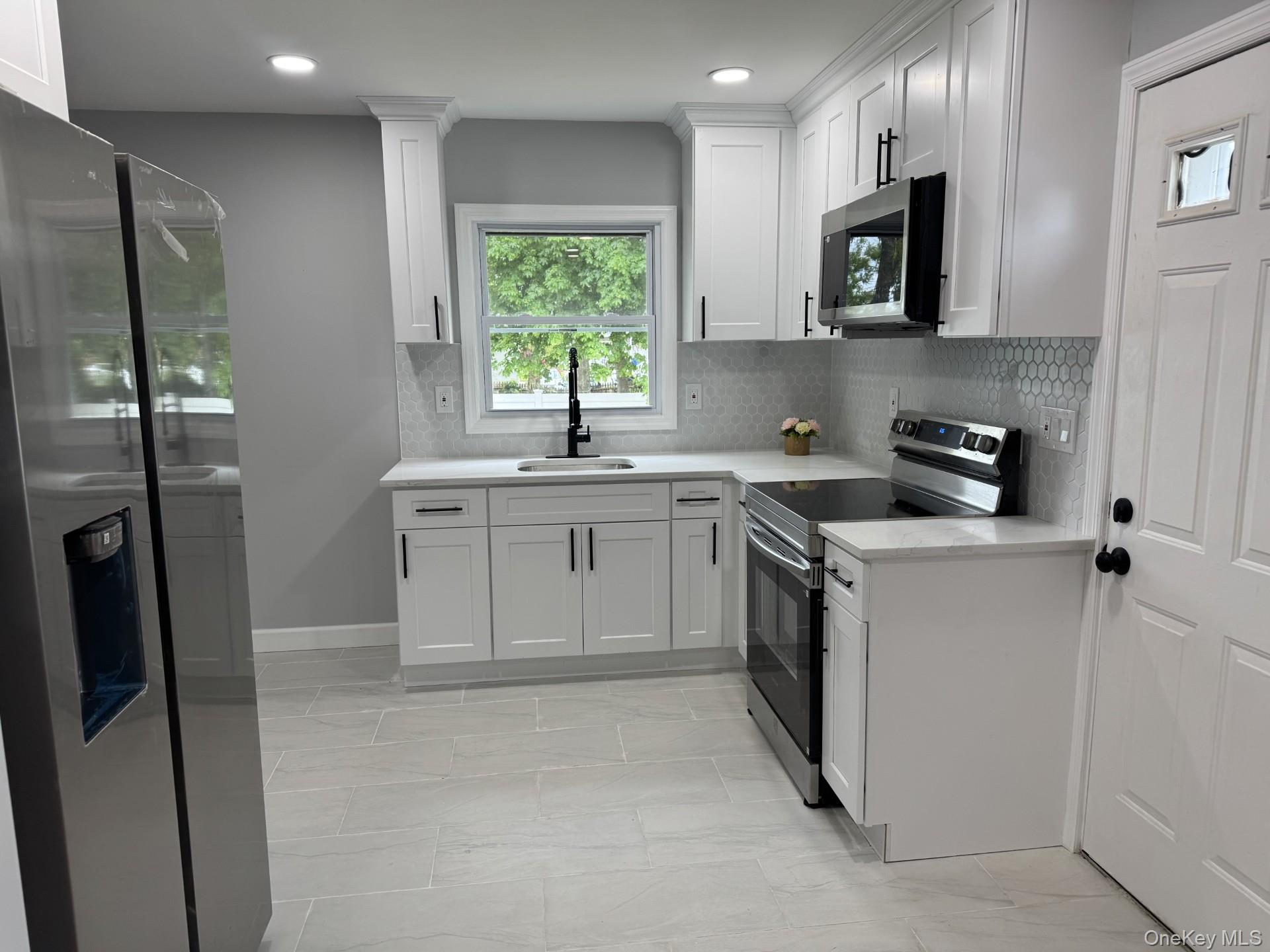 466 44th Street
