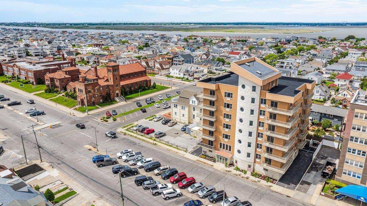661 W Broadway #203, Long Beach, New York image 34