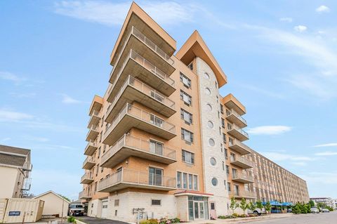661 W Broadway 203 Long Beach NY 11561