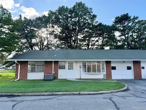 Photo of 151 Eastbourne Court #B, Ridge, NY 11961 (MLS # 904270)