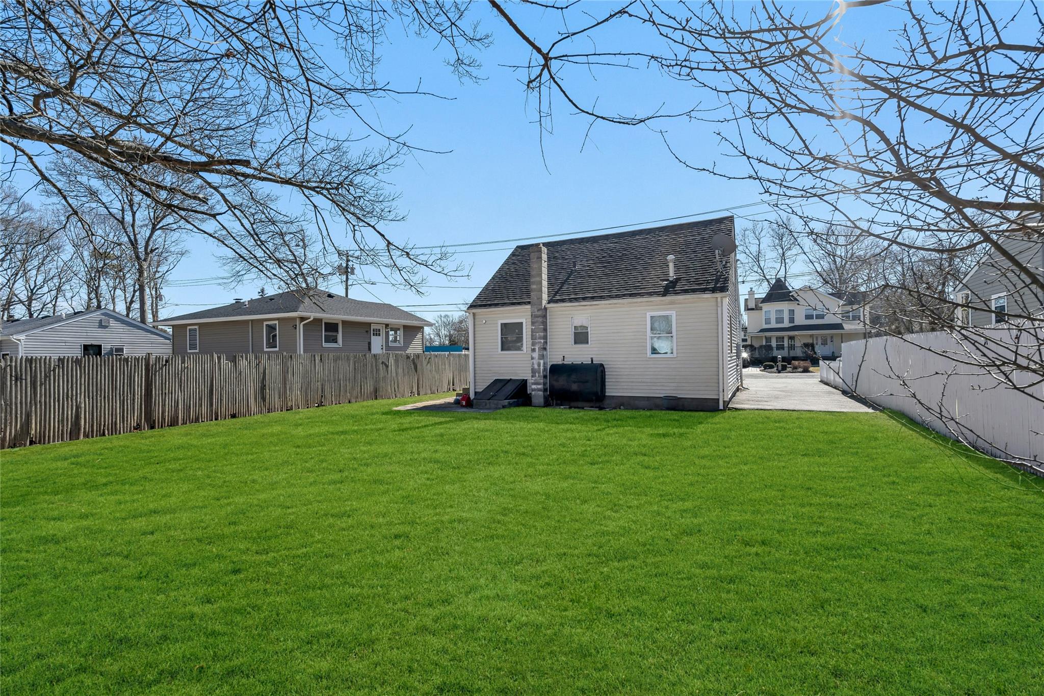 17 Robinwood Drive, Mastic Beach, New York image 12