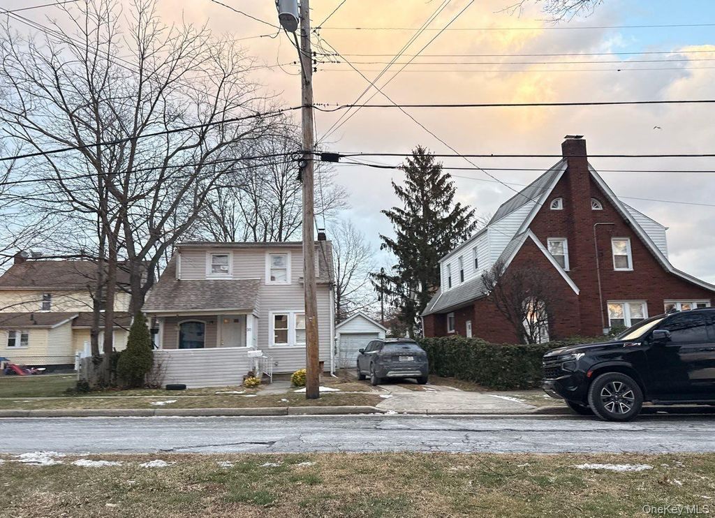 Photo of 30 Pierson Avenue, Hempstead, NY 11550 (MLS # 964820)