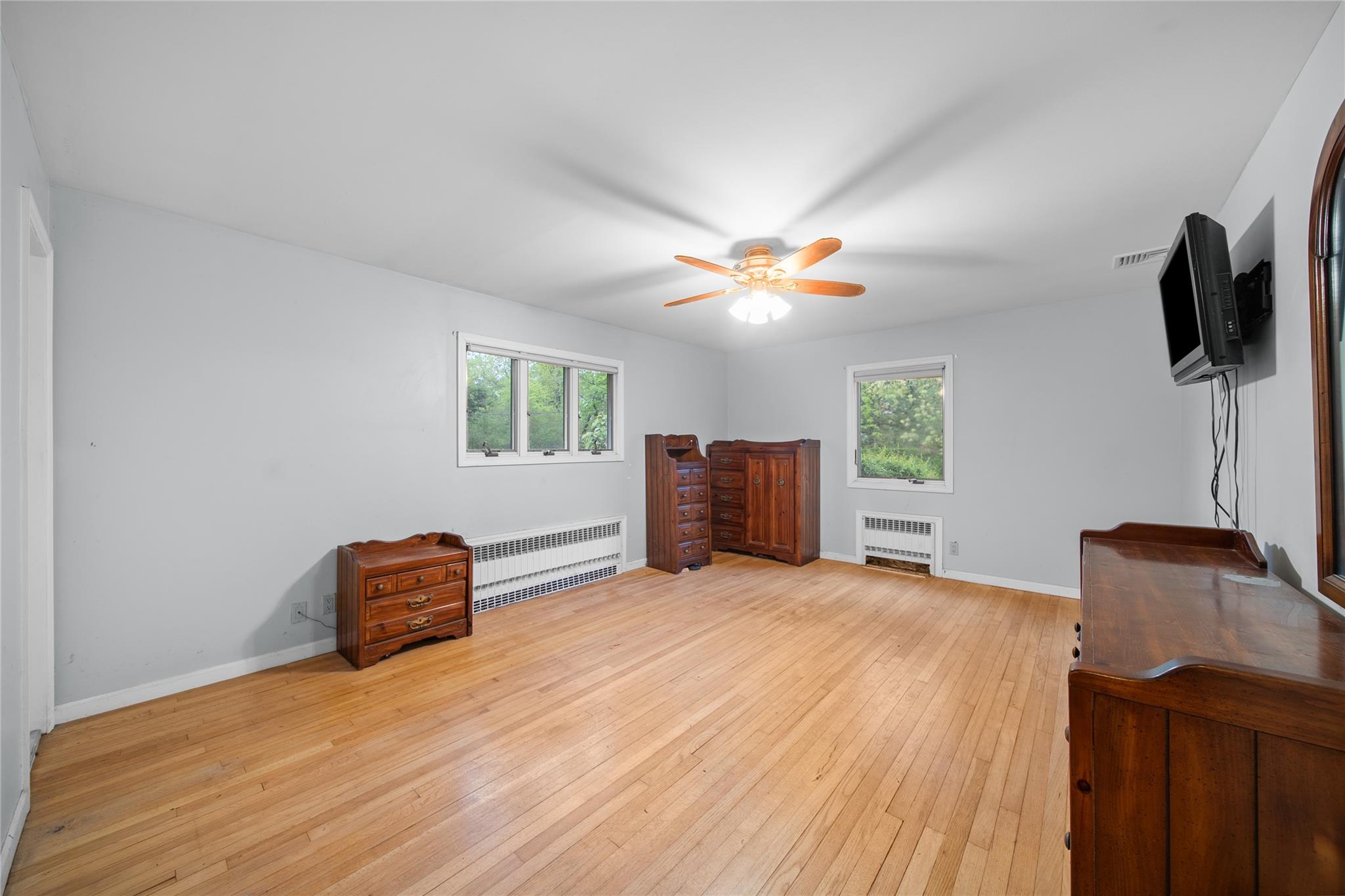 90 Meadow Lane, Bayport, New York image 10