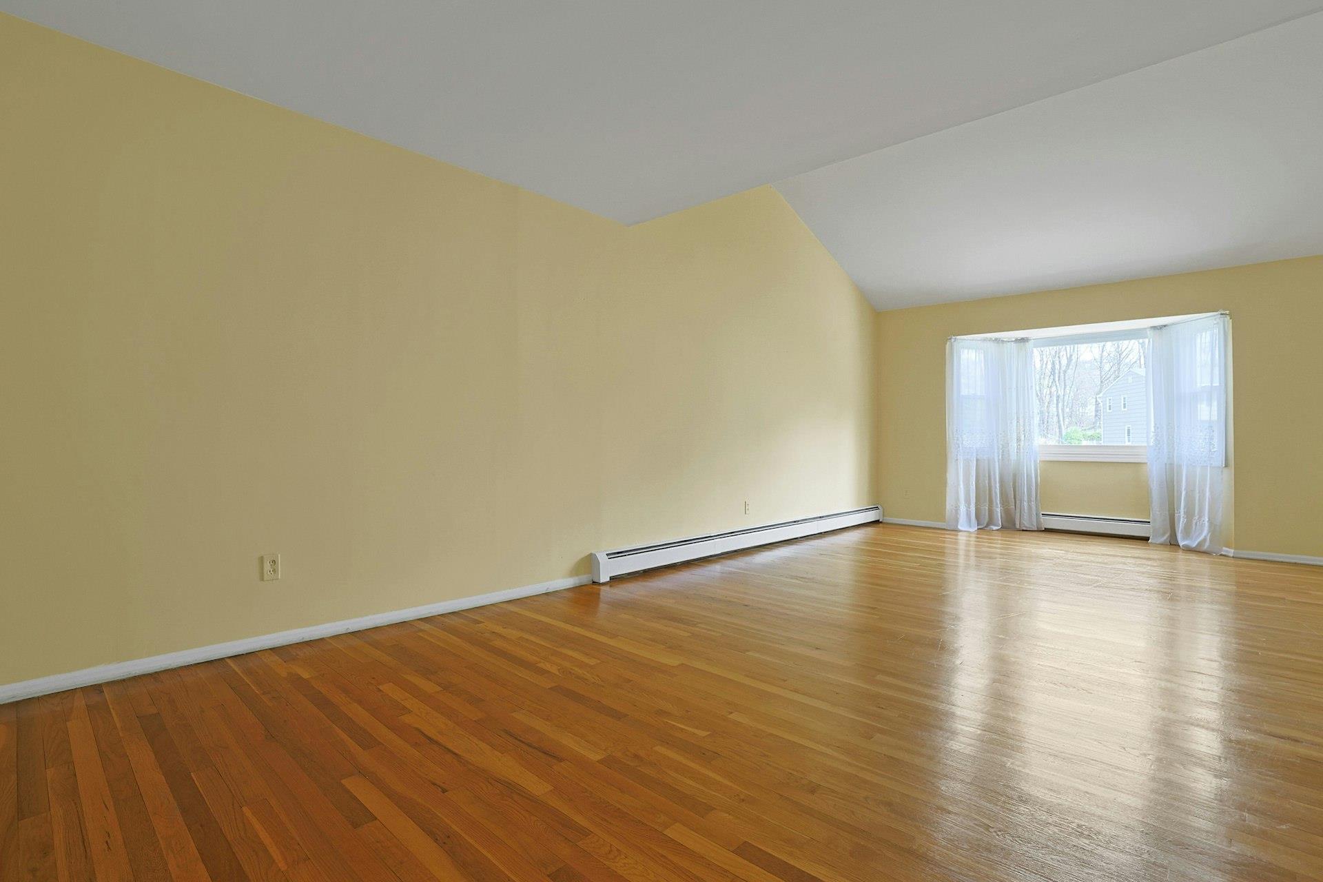 8 Douglas Drive, Pleasantville, New York image 7