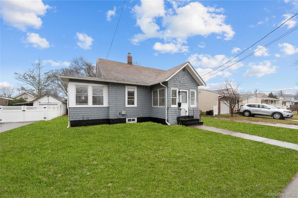 Photo of 172 Juanita Avenue, Freeport, NY 11520 (MLS # 945521)