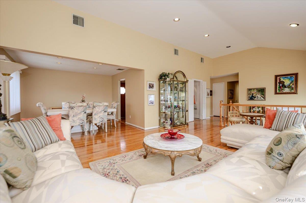 159 National Boulevard - Photo 3