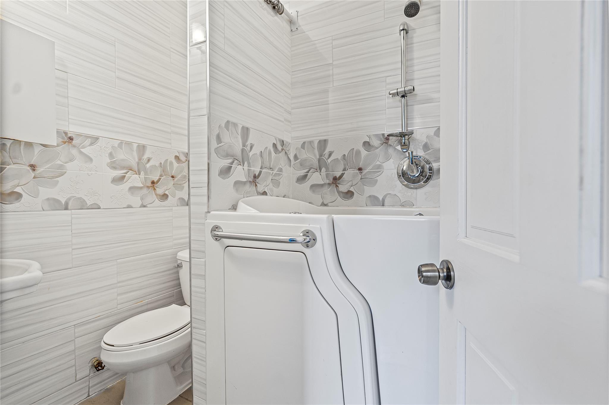 177 Hooper Street, Brooklyn, New York image 20