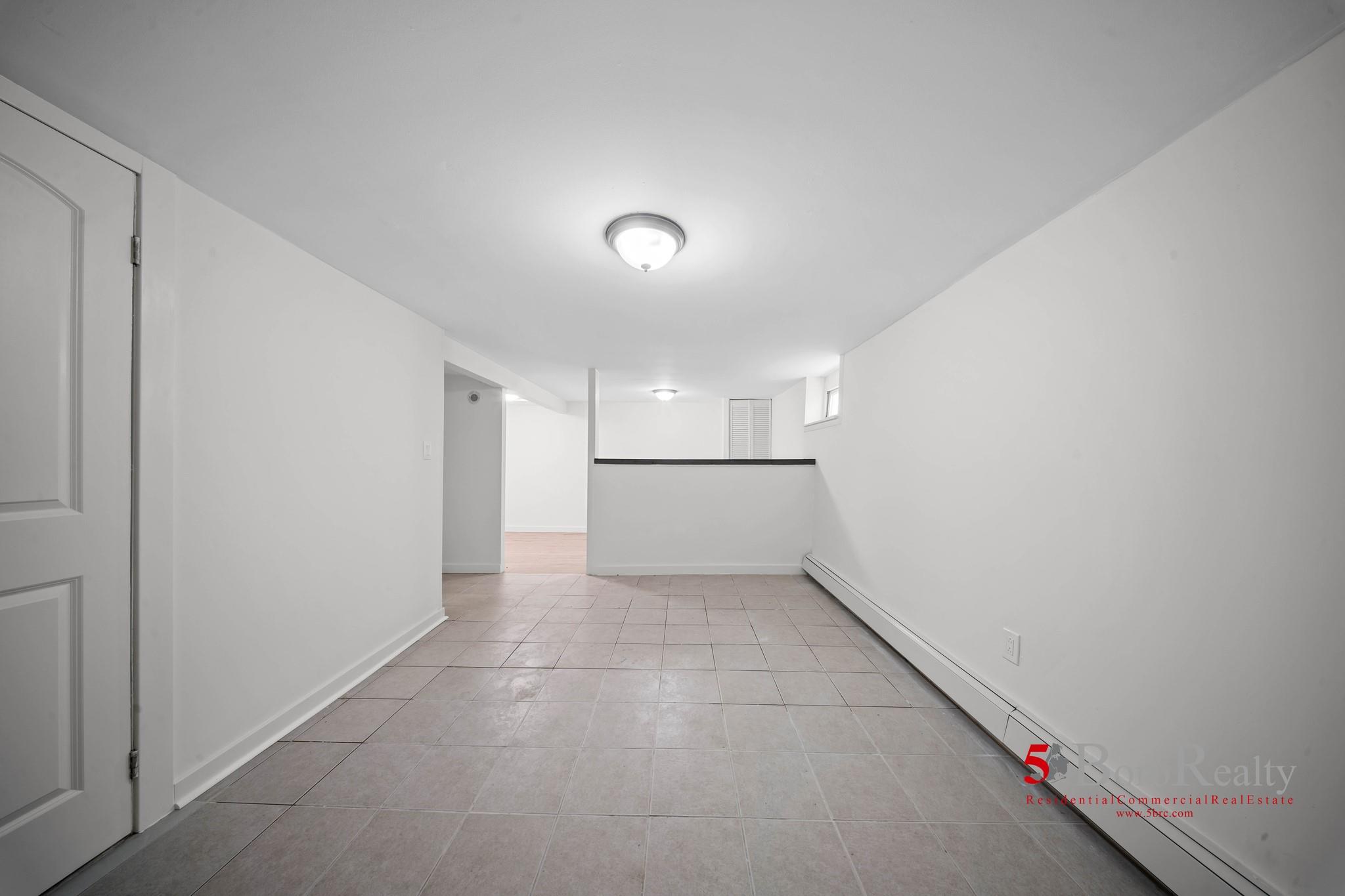 147-33 249th Street, Rosedale, New York image 35