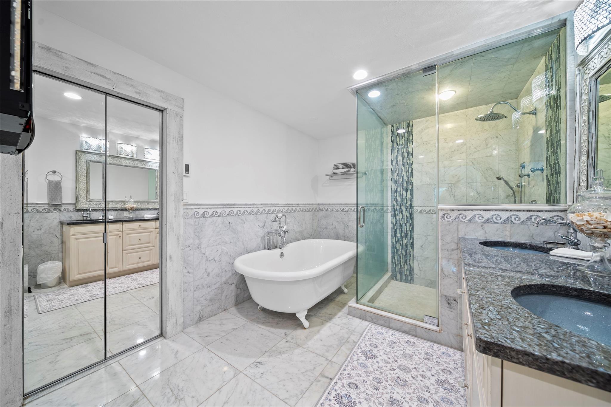 33 Harbour Drive, Blue Point, New York image 21