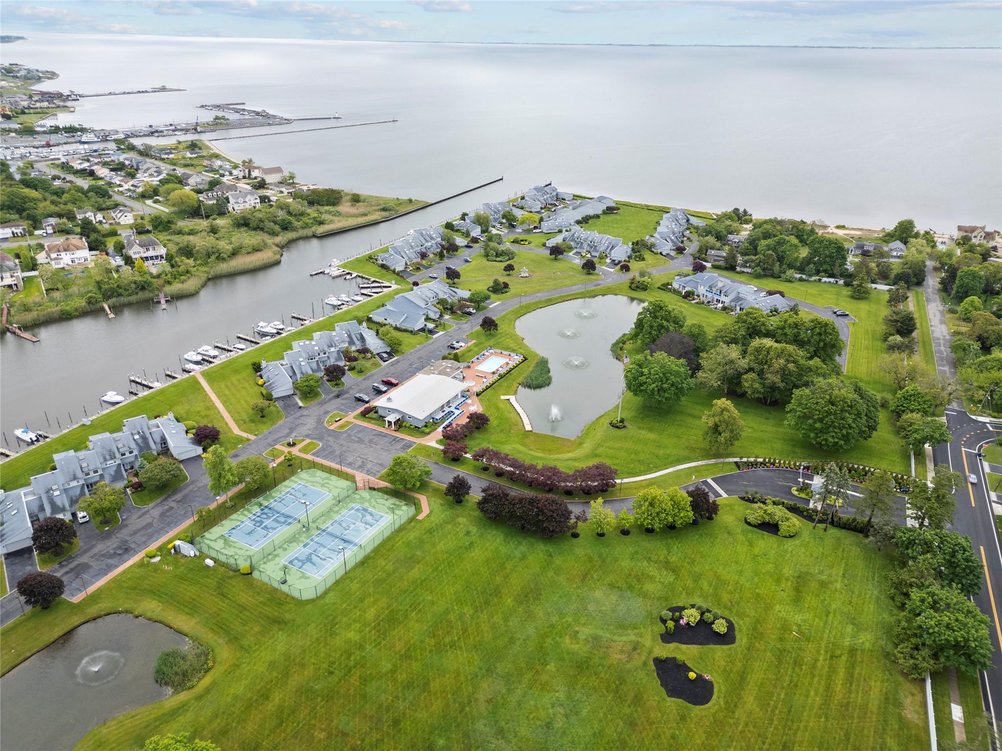 33 Harbour Drive, Blue Point, New York image 46
