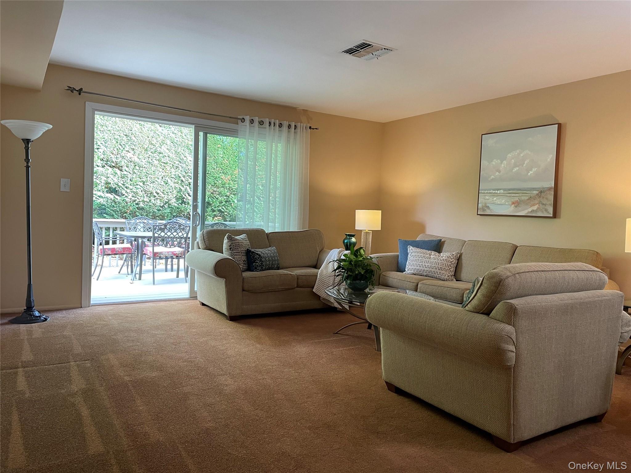 2355 Pershing Boulevard 504