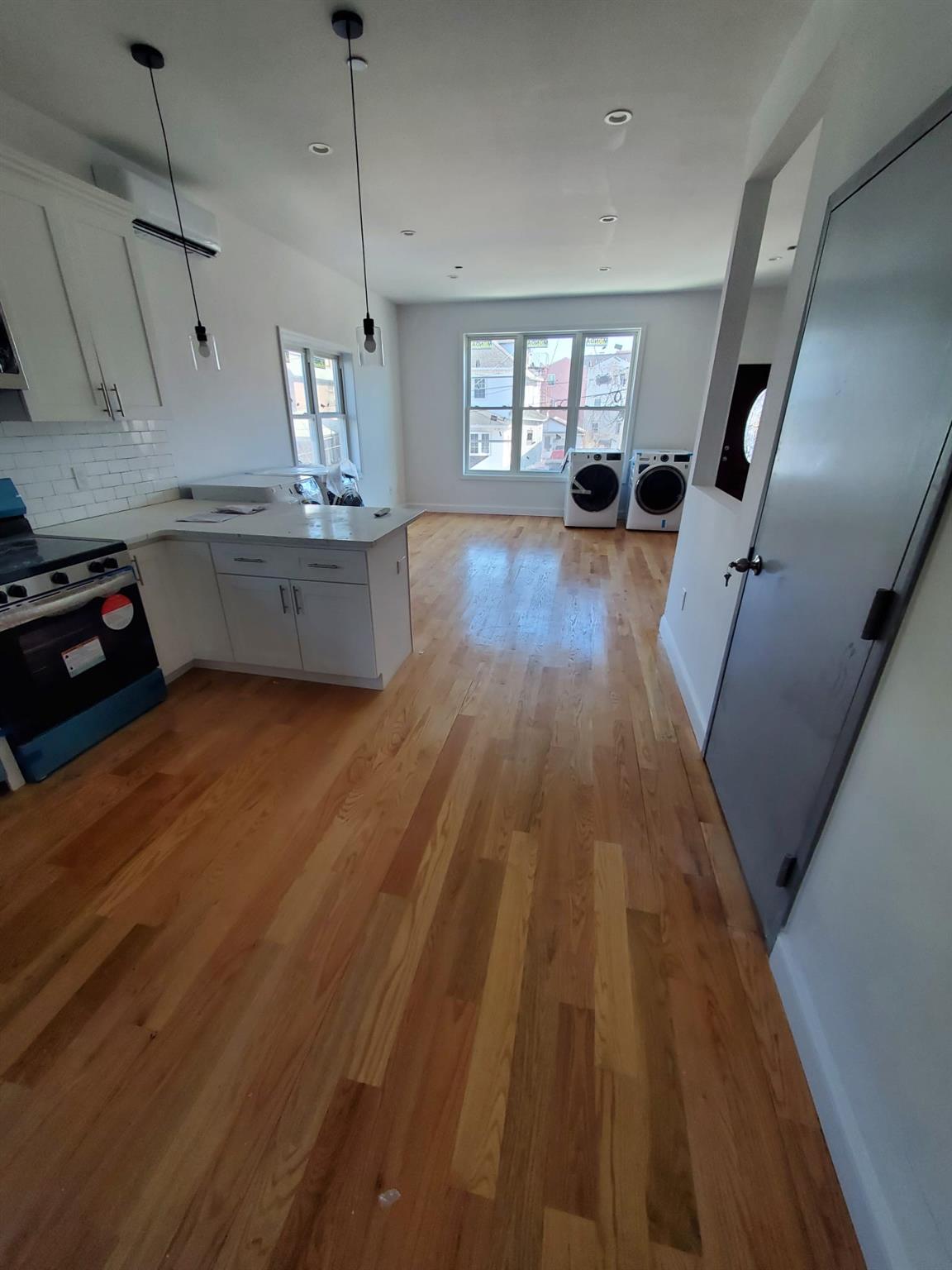 1415 Pinson Street, Far Rockaway, New York image 5