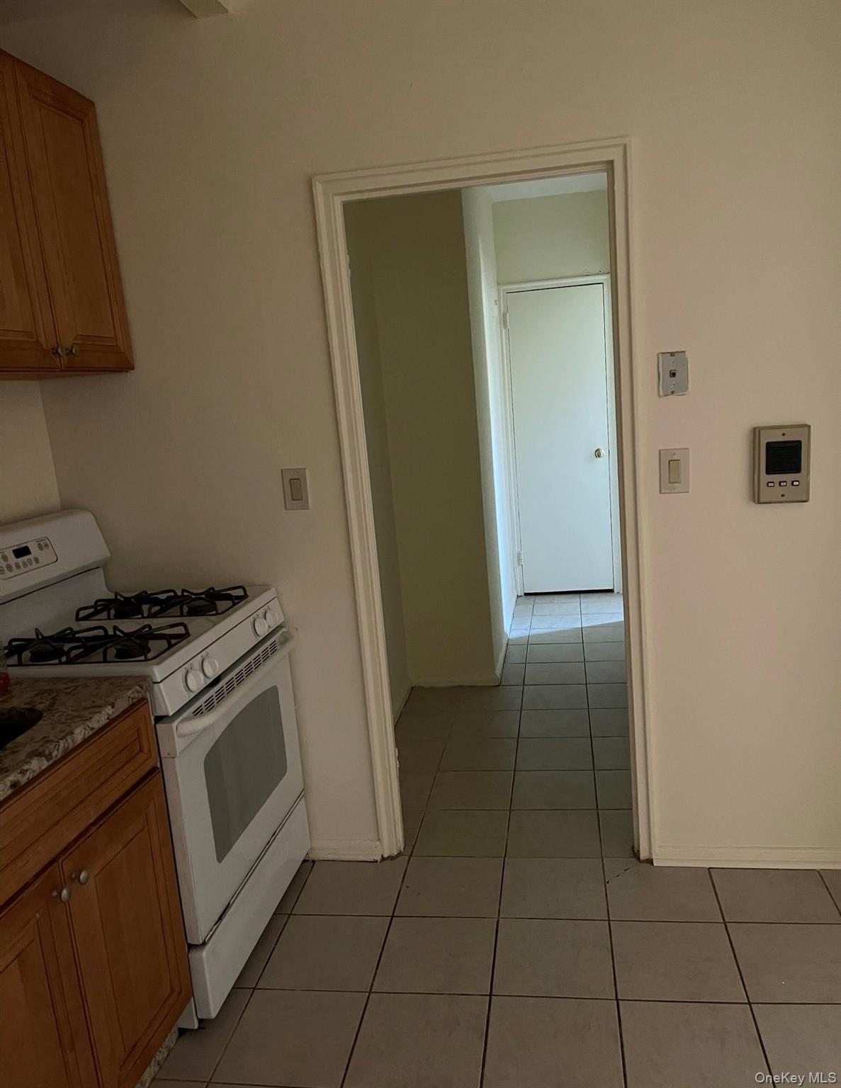 776 Bronx River Road b24