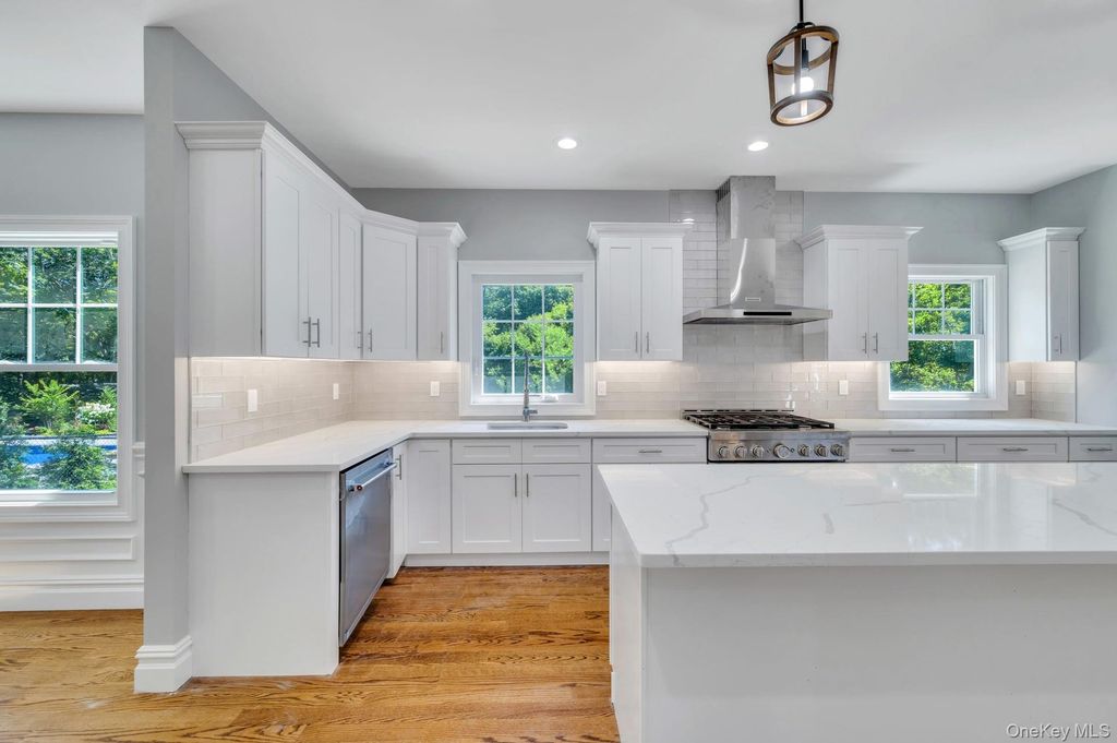 Photo of 155 Pennsylvania Lot 1 Avenue, Medford, NY 11763 (MLS # 977356)