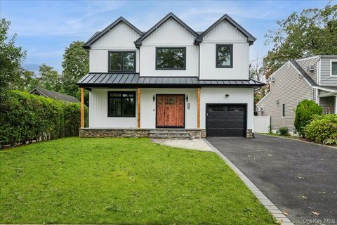 1420 Poulson Street Wantagh NY 11793