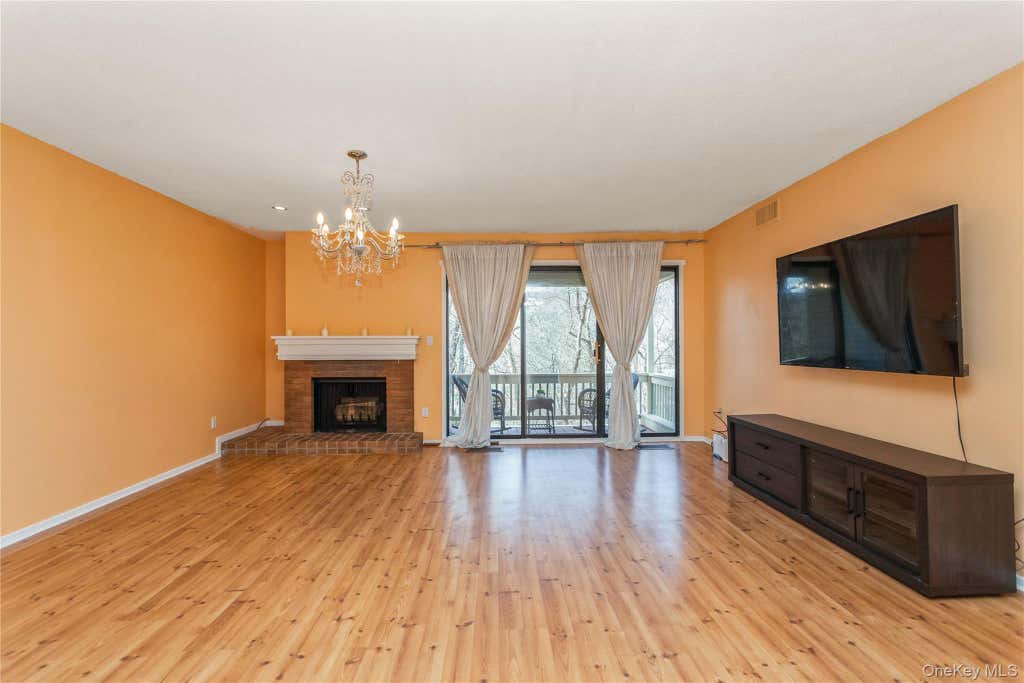 Photo of 29 Heritage Hills Hls #29D, Somers, NY 10589 (MLS # 1017218)