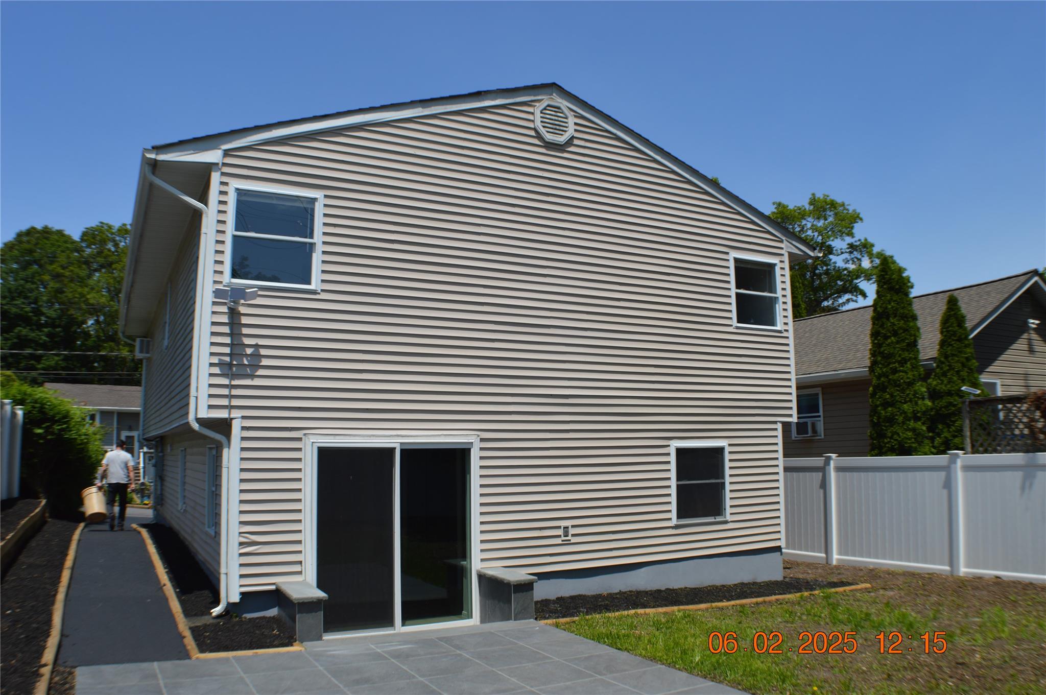294 Fir Grove Road, Ronkonkoma, New York image 5
