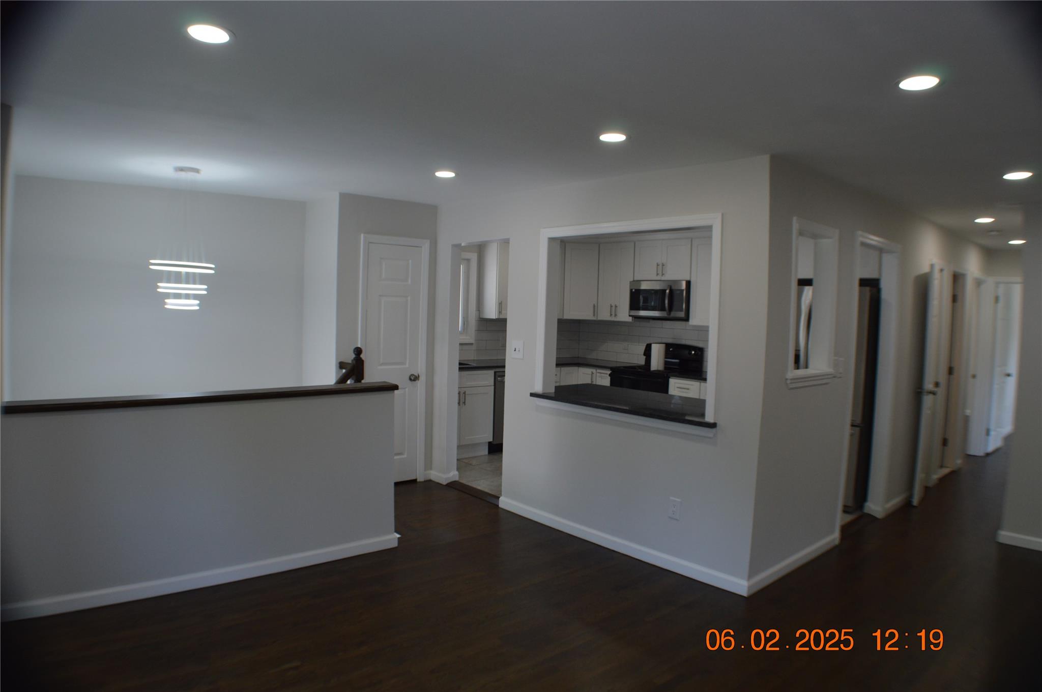 294 Fir Grove Road, Ronkonkoma, New York image 10