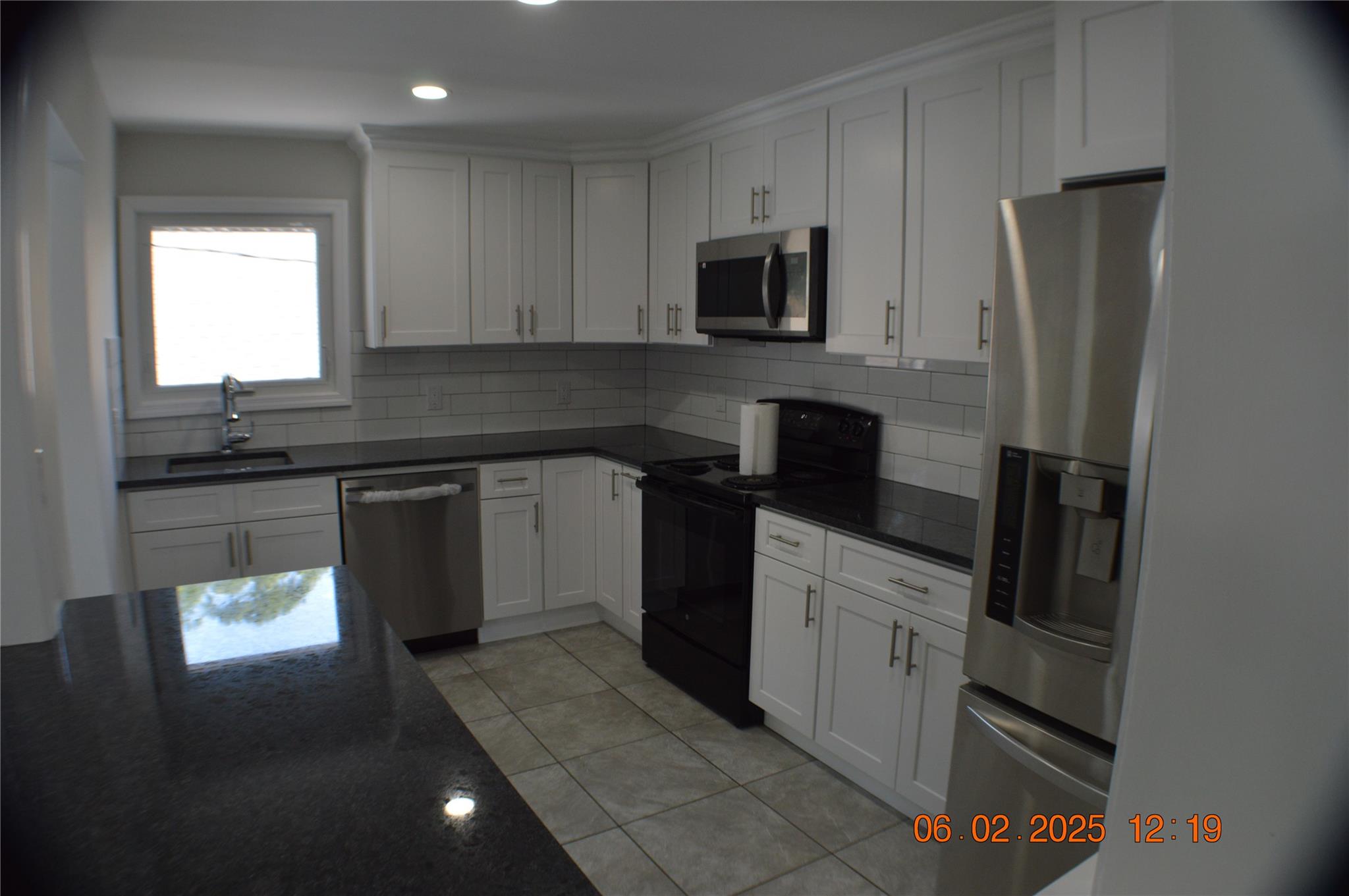 294 Fir Grove Road, Ronkonkoma, New York image 11
