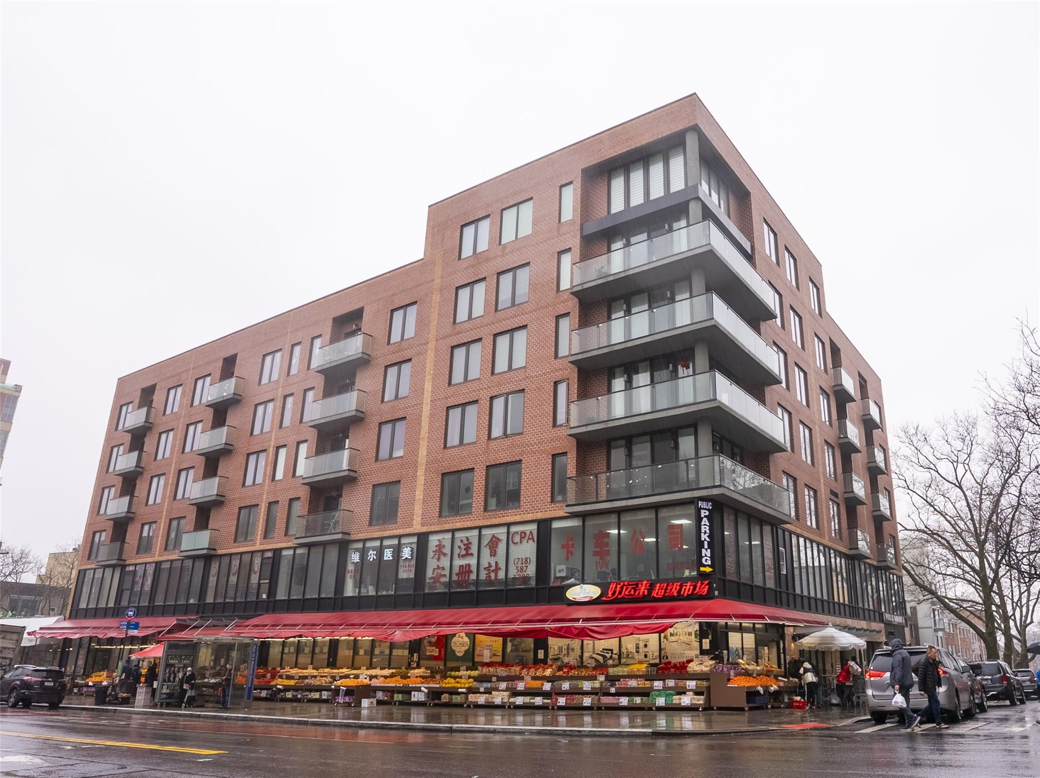 Property for Sale at Main Street 4H, Flushing, Queens, NY - Bedrooms: 2 
Bathrooms: 2  - $865,000
