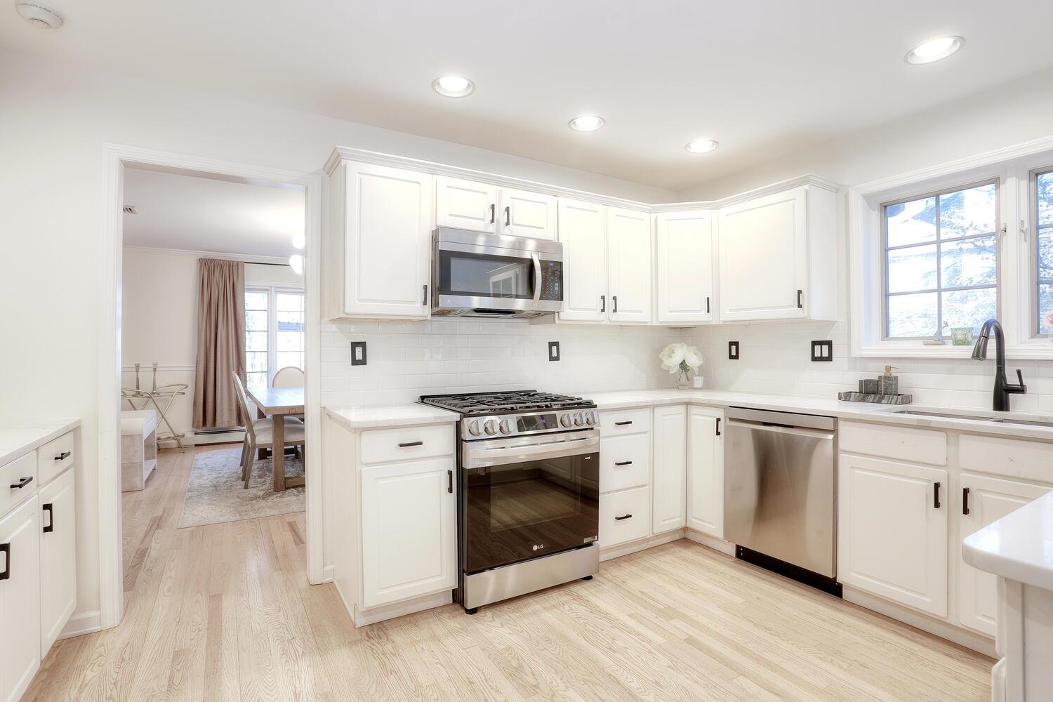 3 Ethan Allen Drive, Suffern, New York image 14