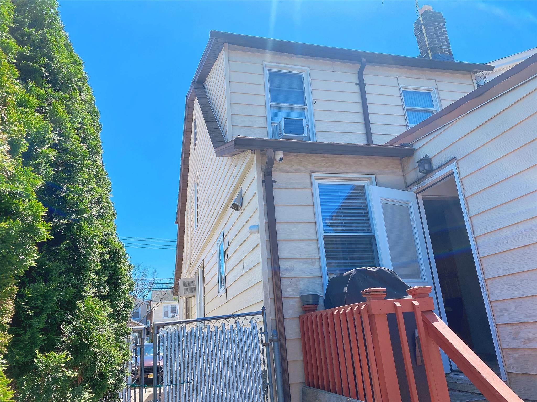 119-25 6th Ave Ave, College Point, New York image 25