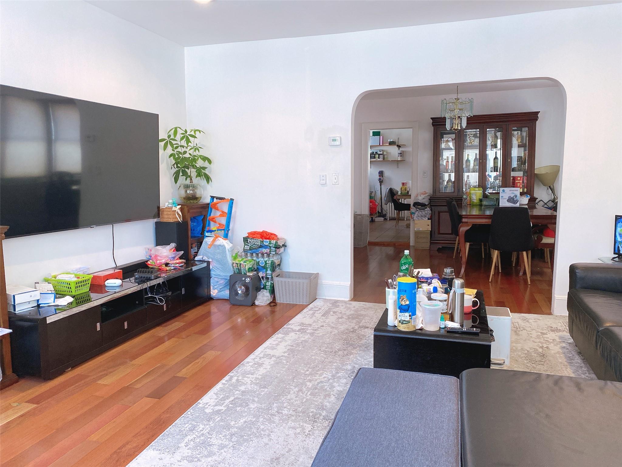 119-25 6th Ave Ave, College Point, New York image 4