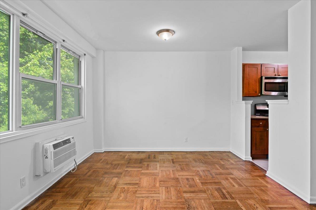 1299 Palmer Ave #211, Larchmont, New York image 10