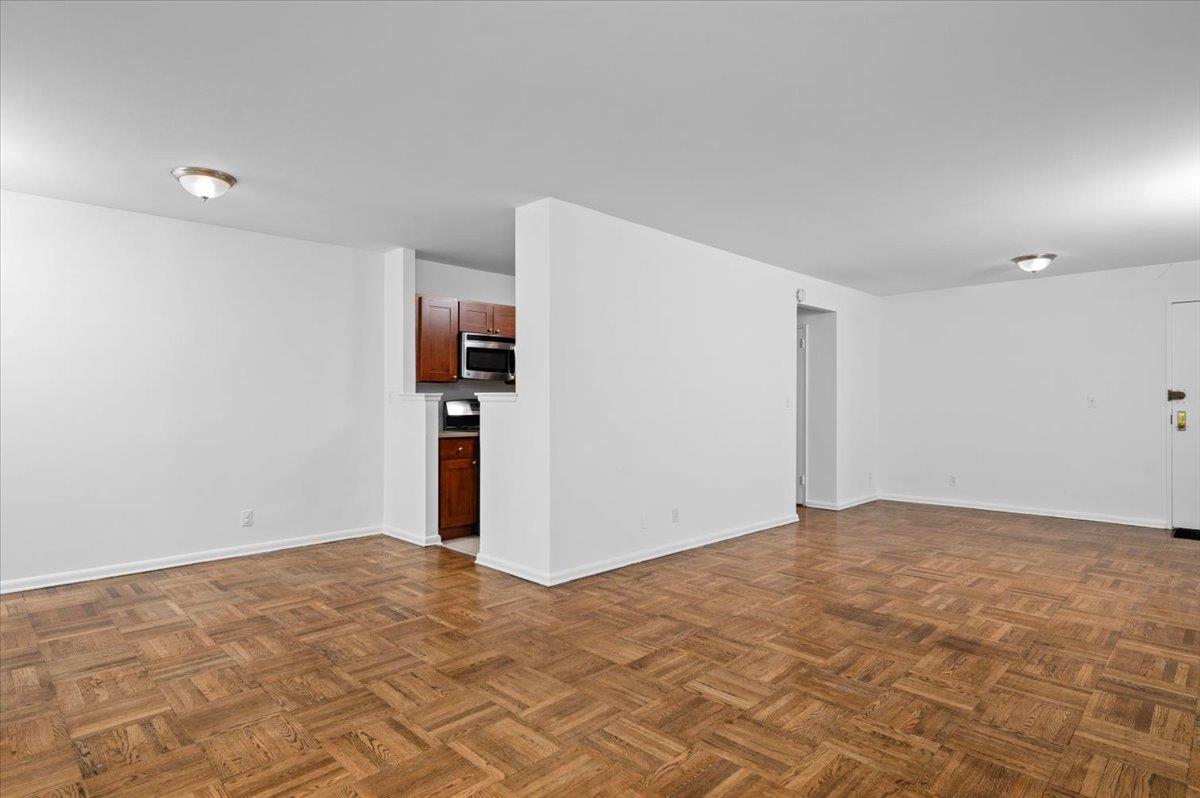 1299 Palmer Ave #211, Larchmont, New York image 9