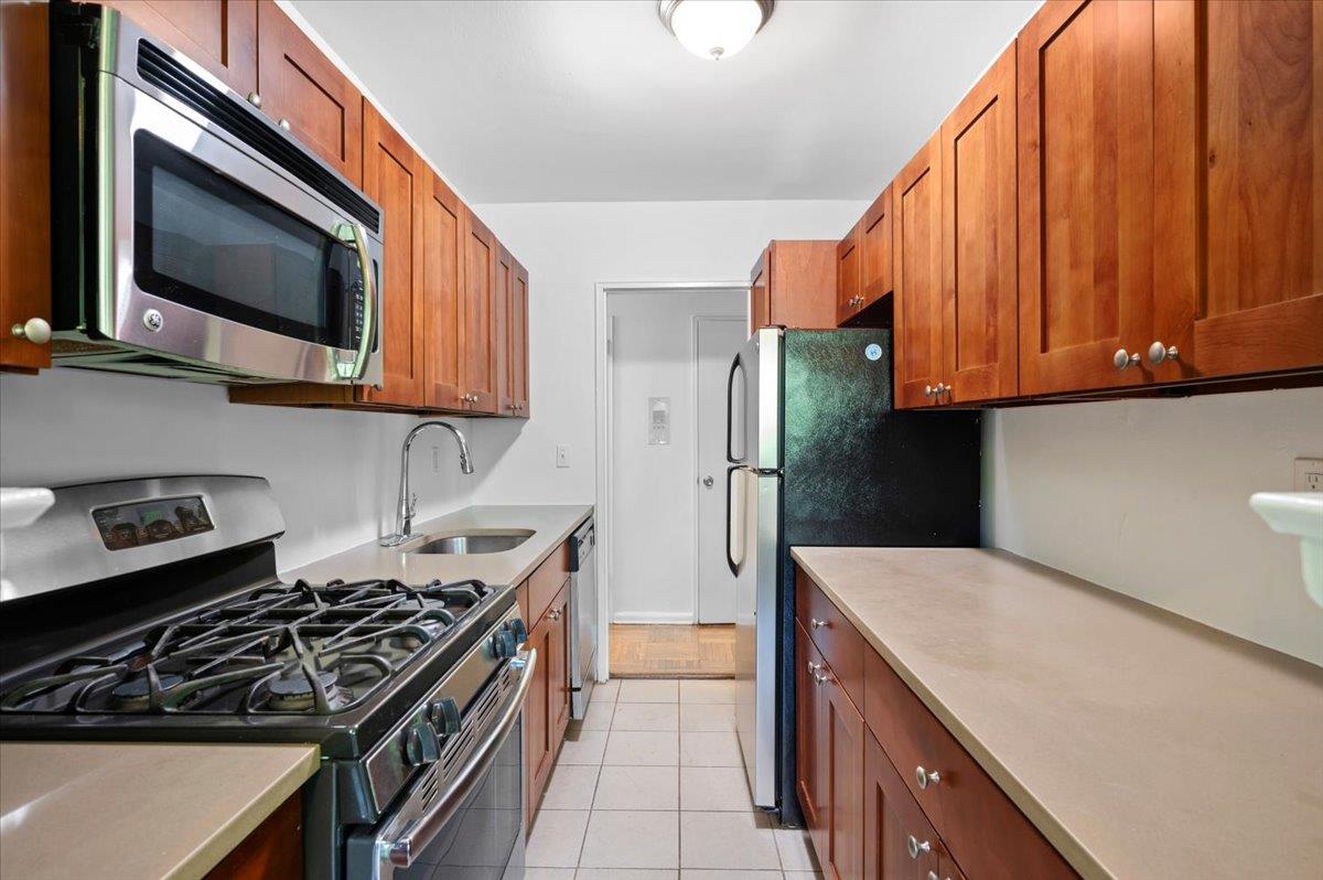 1299 Palmer Ave #211, Larchmont, New York image 11