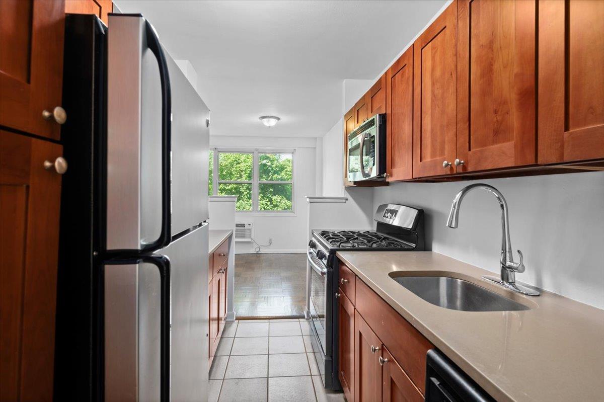 1299 Palmer Ave #211, Larchmont, New York image 12