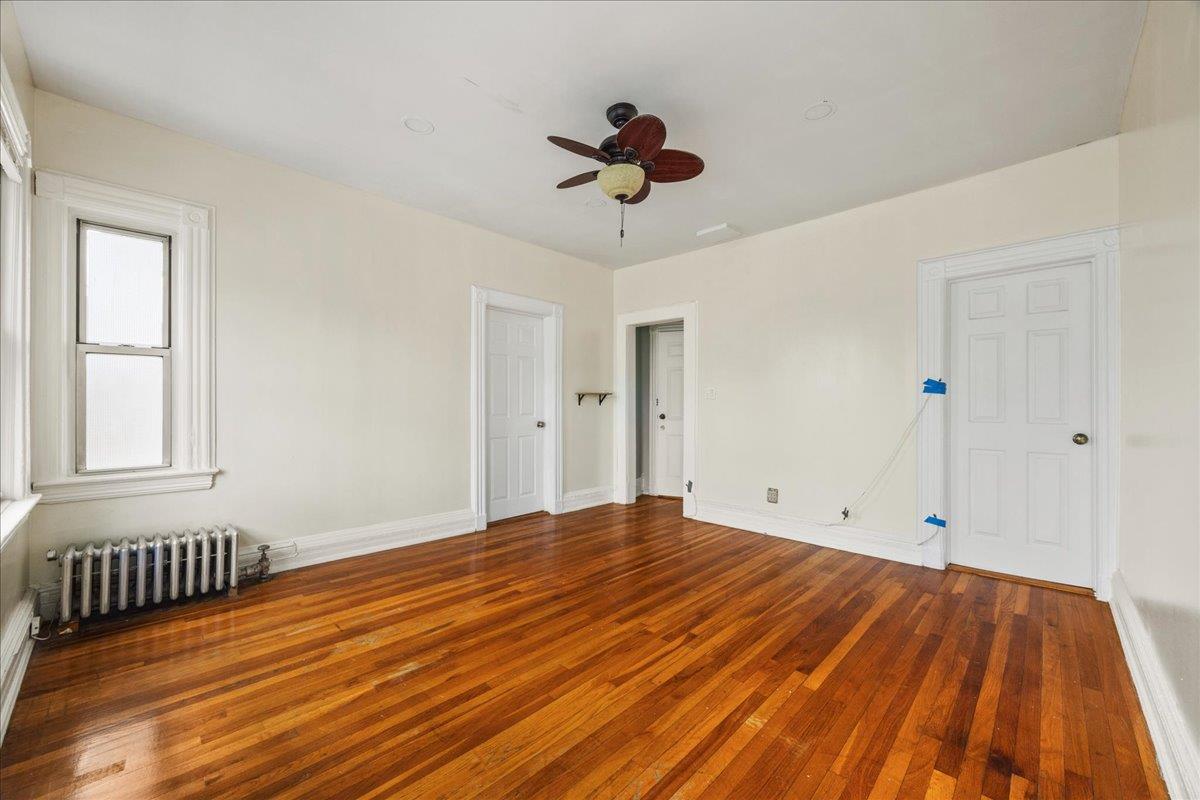 407 N MacQuesten Parkway 2