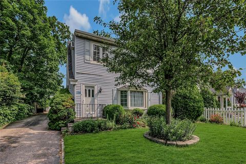 20 Baylis Place Syosset NY 11791