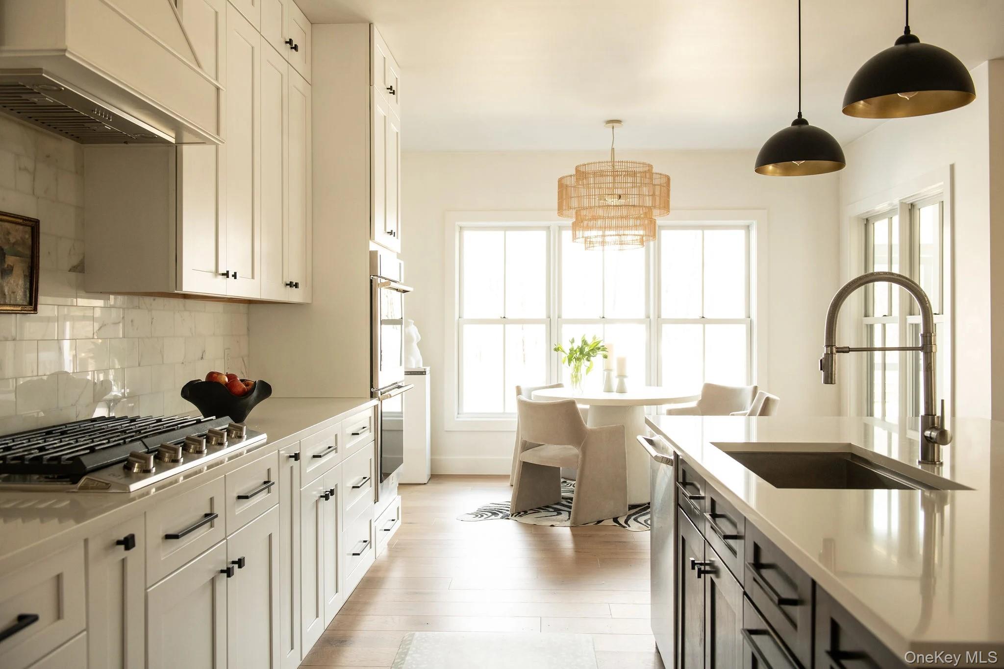 11 Crimson Hill Road