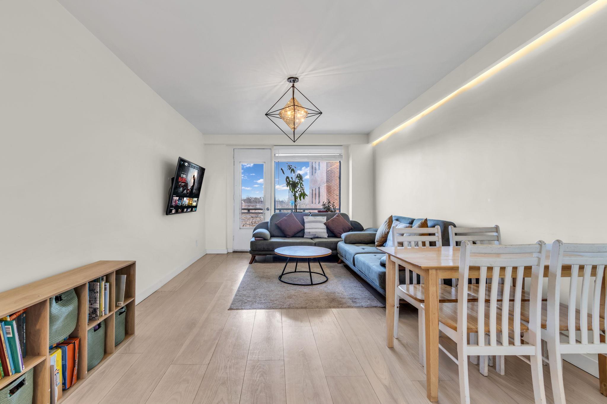 Property for Sale at Henry Hudson Parkway 7G, Bronx, New York - Bedrooms: 1 
Bathrooms: 1 
Rooms: 3  - $275,000